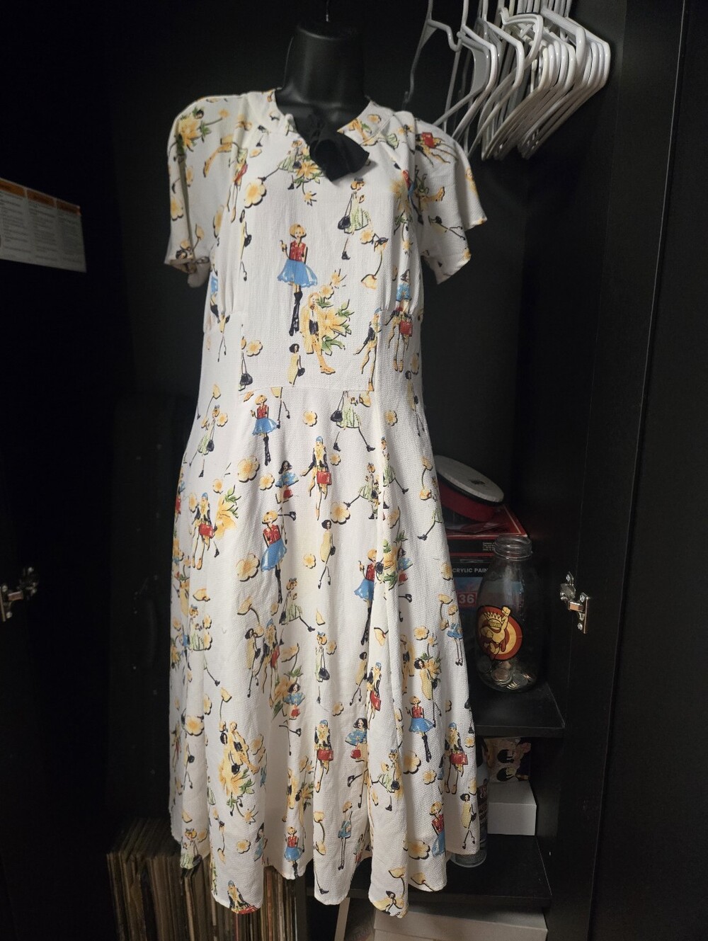 Unique Vintage Fashion Illustration Novelty Print Tie Neck Swing Dress Size M